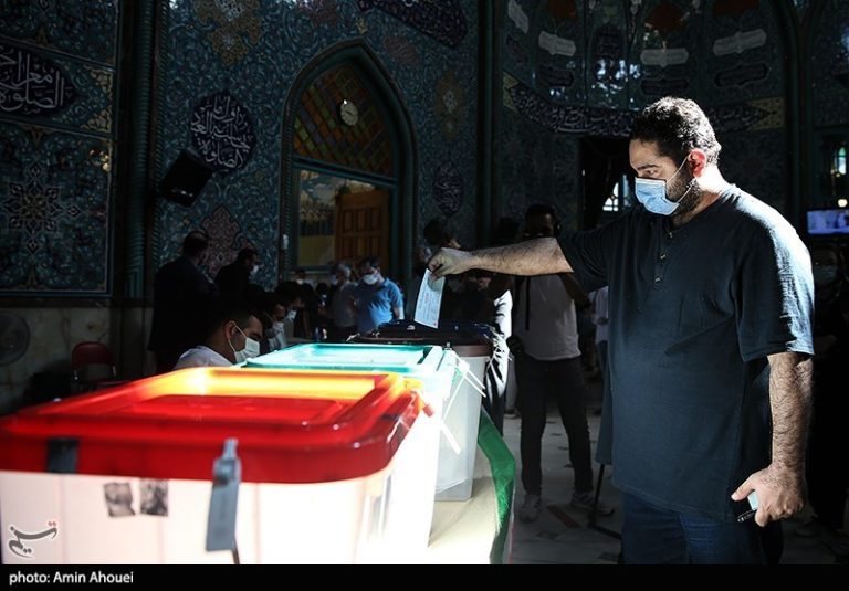 ثبتنام ۱۶۹۷۳ داوطلب انتخابات مجلس دوازدهم تا پایان روز ششم/ حدنصاب ثبتنام در مجلس یازدهم شکسته شد