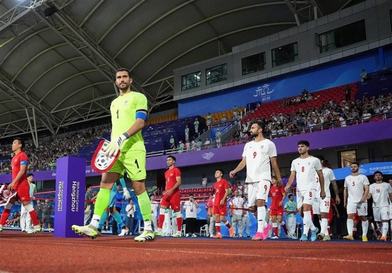 حسینی: غیبت سه بازیکن پرسپولیس در باخت به هنگکنگ تاثیرگذار بود!