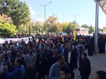 خیزش خودجوش مردم کرمانشاه در اعتراض به حمله صهیونیست‌ها به بیمارستانی در غزه