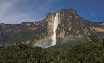 داستان کشف بلندترین آبشار جهان؛ این مرد و همسرش کاشف این آبشار بودند/ عکس