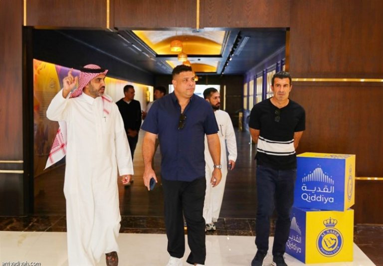 دلیل بازدید رونالدو و فیگو از باشگاه النصر چه بود؟