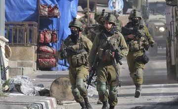 رادیو ارتش صهیونیستی: حماس حدود ۳۵ اسرائیلی را اسیر کرده است
