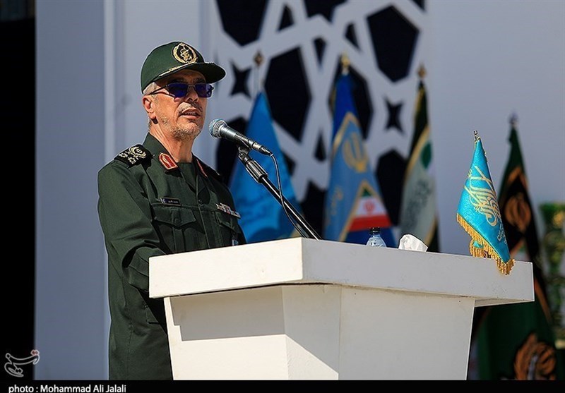 سرلشکر باقری: آنچه آذربایجان انجام داده بازپسگیری تمامیت ارضیاش بوده/ اقدامات عراق در مورد تجزیهطلبها کافی نیست