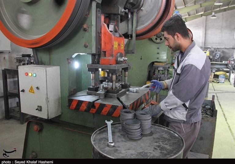 سهم ۴.۵ درصدی بنگاههای کوچک و متوسط از تسهیلات بانکی با وجود اشتغالزایی ۸۰ درصدی