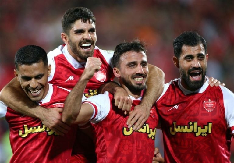 صادقی بهترین بازیکن دیدار پرسپولیس – استقلال تاجیکستان شد