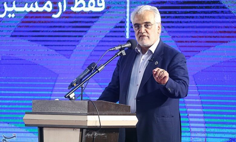 طهرانچی: تربیت ۱۰ درصد پزشکان کشور به عهده دانشگاه آزاد است