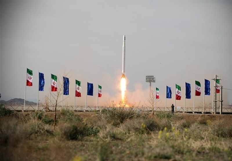 عدم توجه به برنامه فضایی در دولتهای یازدهم و دوازدهم/ نصب تراستر روی ماهواره نور۳ برای اولین بار