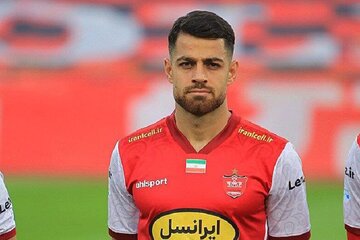 عکس| آینده مدافع پرسپولیس روشن شد