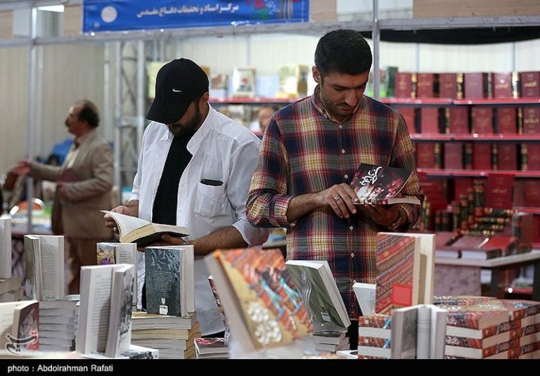 فینال مسابقات ملی کتاب و پایان نامه سهدقیقهای برگزار میشود