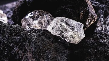 ماده‌ای سخت‌تر از الماس وجود دارد؟