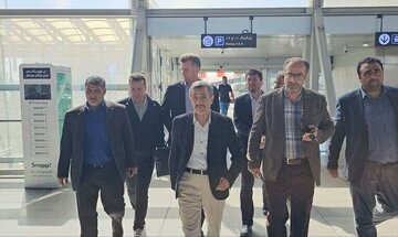 محمود احمدی نژاد ممنوع الخروج شد؟ /رئیس جمهور پیشین فرودگاه را ترک نکرد