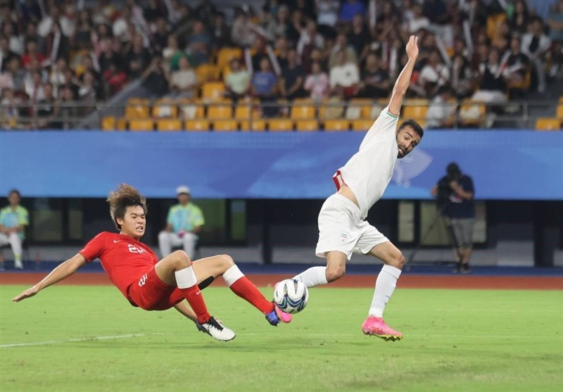 مربی تیم امید: اینکه دروازه خالی را بیرون میزنیم غیرقابل هضم است/ از دقیقه ۷۰ همه میخواستند تعویض شوند!