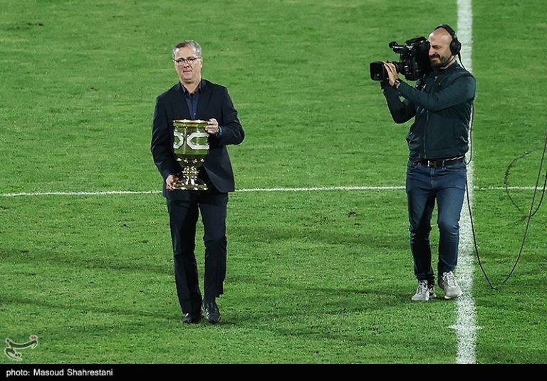 مهدی: ذوقزدگی از اهدای جام به پرسپولیس؟ اینطور نیست/ شاید دیگر نتوانیم در آزادی میزبان پرسپولیس و استقلال باشیم