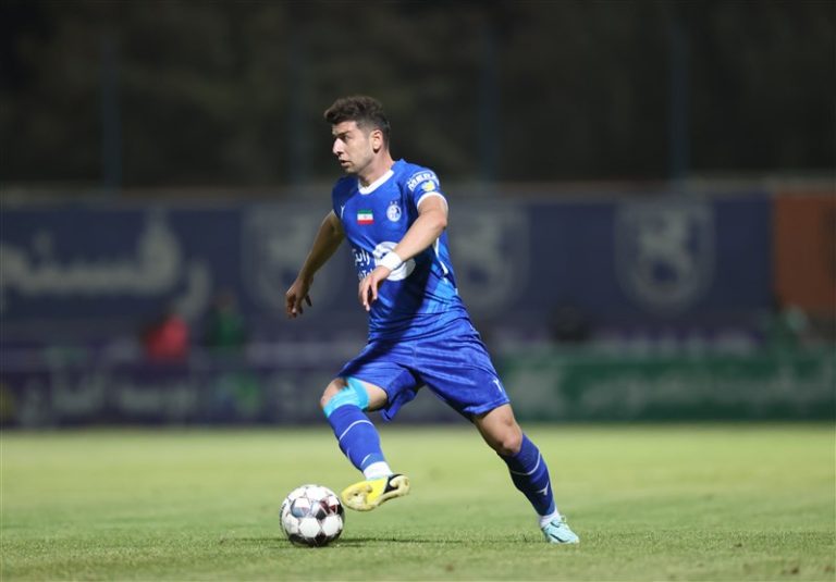 مهری: استقلال هرچقدر هم مشکل داشته باشد باید برای قهرمانی بجنگد/ چرا VAR فقط در آسیا استفاده میشود؟!