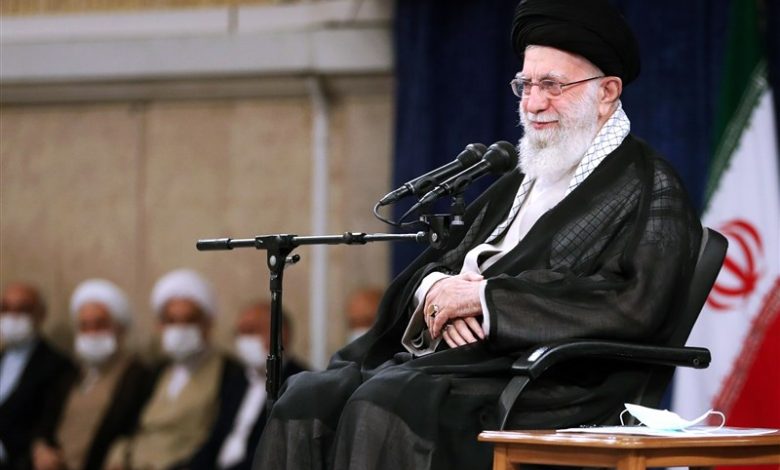 موافقت امام خامنه‌ای با عفو یا تخفیف مجازات بیش از ۲۰۰۰ نفر از محکومان