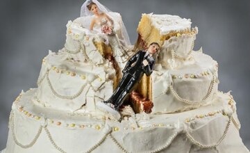 نقاب پُرآسیب «جشن طلاق» / آیا جشن طلاق باعث حال خوب می‌شود؟