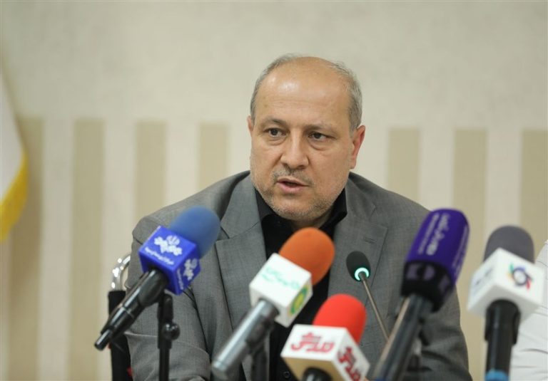 هاشمی: با ۱۵ سرپرست در فدراسیونها نمیتوان دنبال مدال بود/ دیگر کاری با فوتبال نداریم