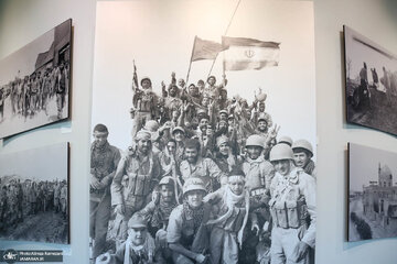 هم‌نشینی کمال خرازی با سخنگو و وزیر دولت حسن روحانی +عکس