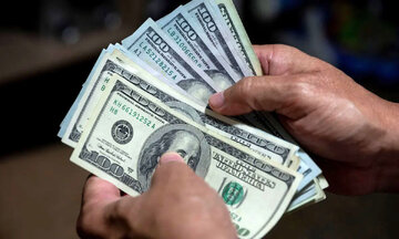 ورق در بازار دلار برگشت/دلار در سراشیبی کانال ۵۰  هزار تومان افتاد