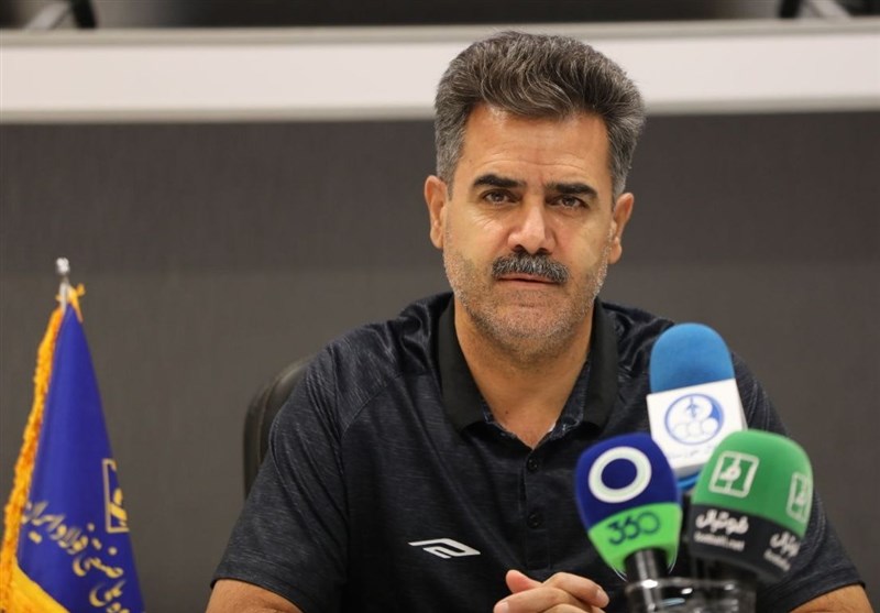 پورموسوی: لیگ فرسایشی مصیبتی جدید است/ تیم ما نیاز به حمایت و صبوری دارد