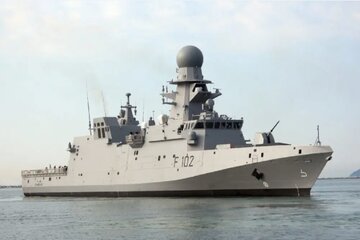 یک ناو جنگی قدرتمند در خلیج فارس/ سلاح ایتالیایی نیروی دریایی قطر/ عکس