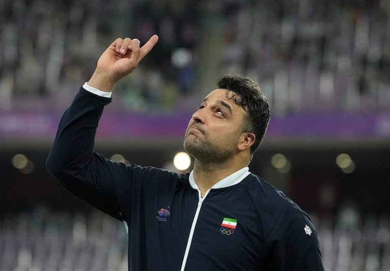 احسان حدادی رسماً خداحافظی کرد