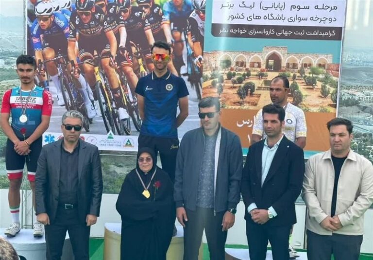 دانشگاه آزاد قهرمان لیگ برتر دوچرخهسواری جاده شد