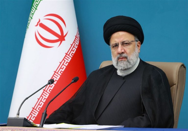 رئیسی: استفاده از ظرفیت زنان باکفایت و توانمند در دستگاهها از رئوس تأکیدات دولت مردمی است