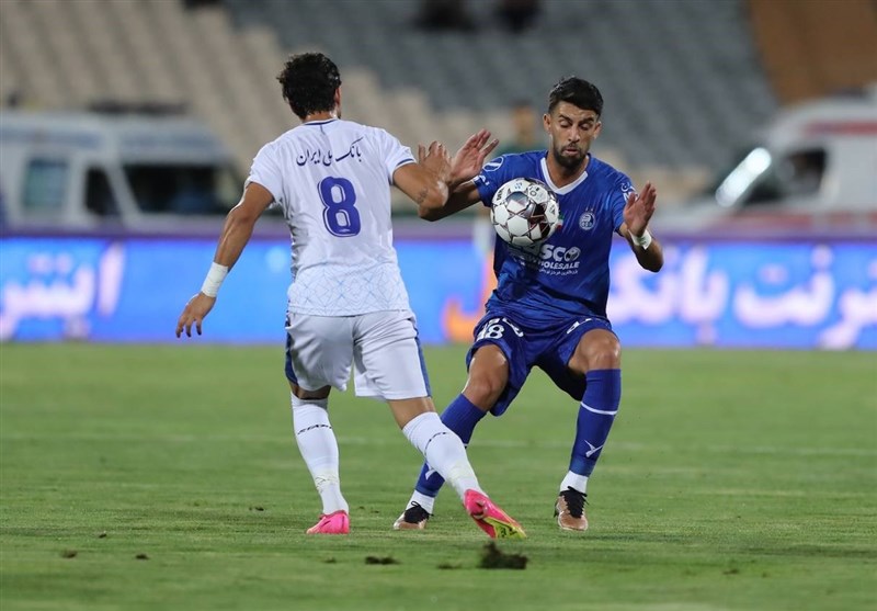 رضاوند: استقلال بازیکنی نگرفت که امتیازش کسر شود/ صد درصد با باشگاه تعامل میکنم