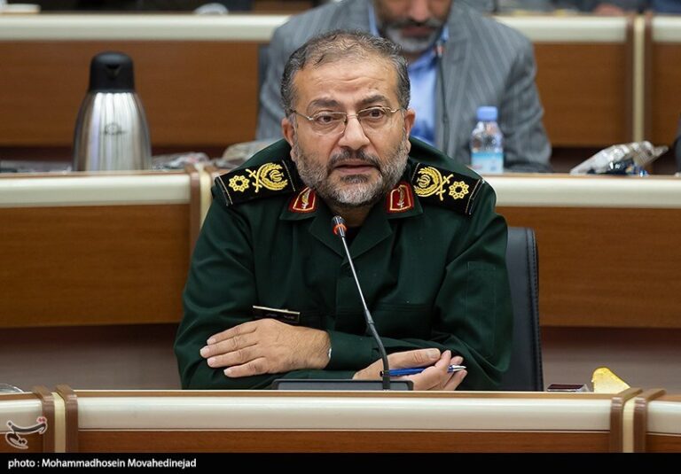 سردار سلیمانی: بازدارندگی دفاعی حاصل راهبرد امنیت مردم پایه است