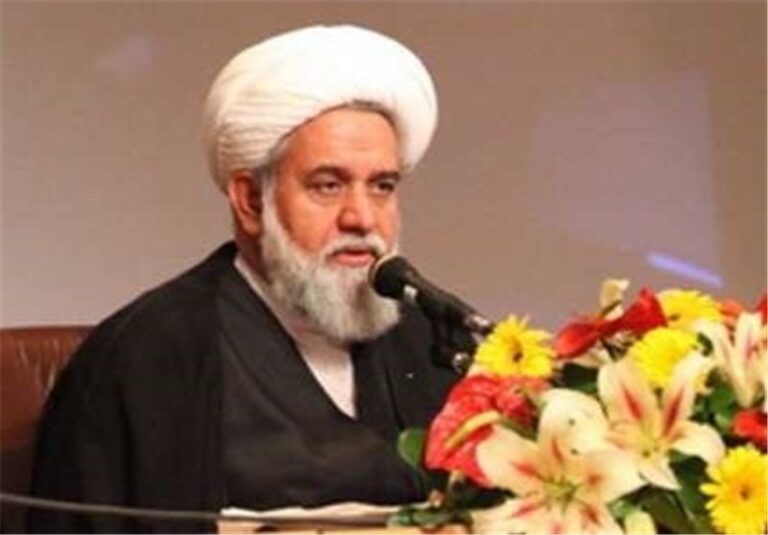 نظریه مقاومت از اندیشههای قرانی رهبر انقلاب قابل استخراج است/ رهبر انقلاب بیش از نیم قرن تامل قرانی دارند