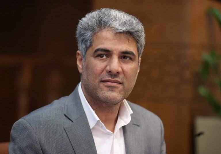 پورسلمان: اگر زیر ساخت فراهم شود، ۲۰ تیم را به جام جهانی سابر تهران میآوریم
