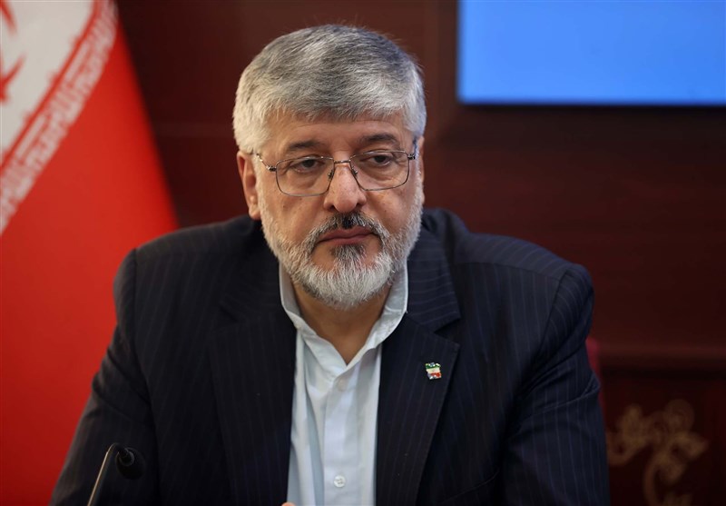 پولادگر: وزارت ورزش و جوانان مجوزی برای مجمع فدراسیون والیبال صادر نکرده است