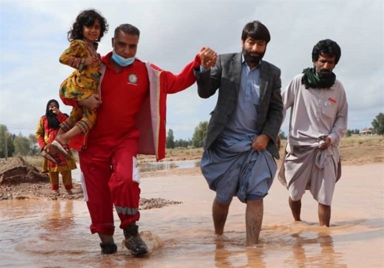 ۱۱ استان متأثر از سیل و آبگرفتگی/ امدادرسانی در زاهدان ادامه دارد/ بارش شدید باران در استانهای شرقی 