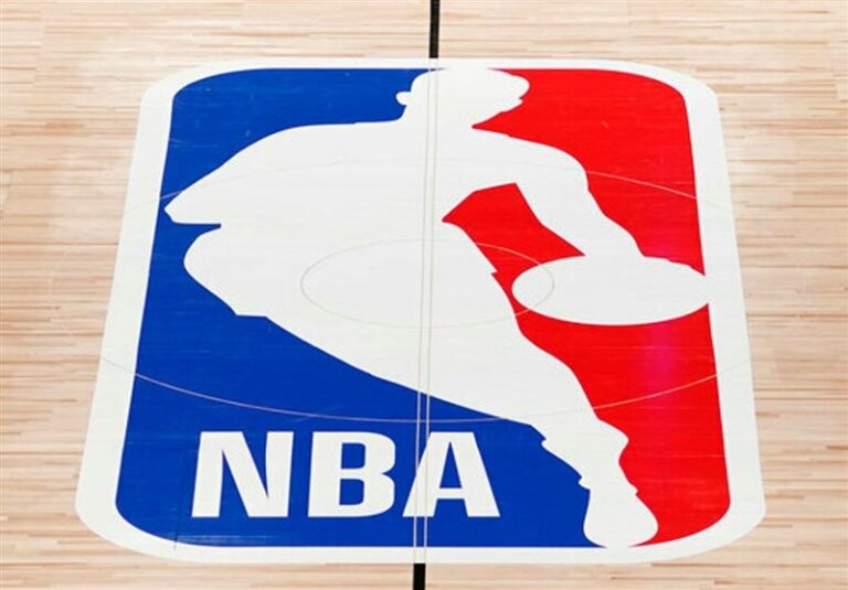 NBA سیوچهار تیمی میشود؟