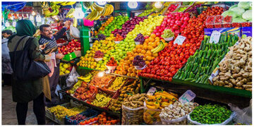 اخرین قیمت میوه و صیفی/موز گران شد