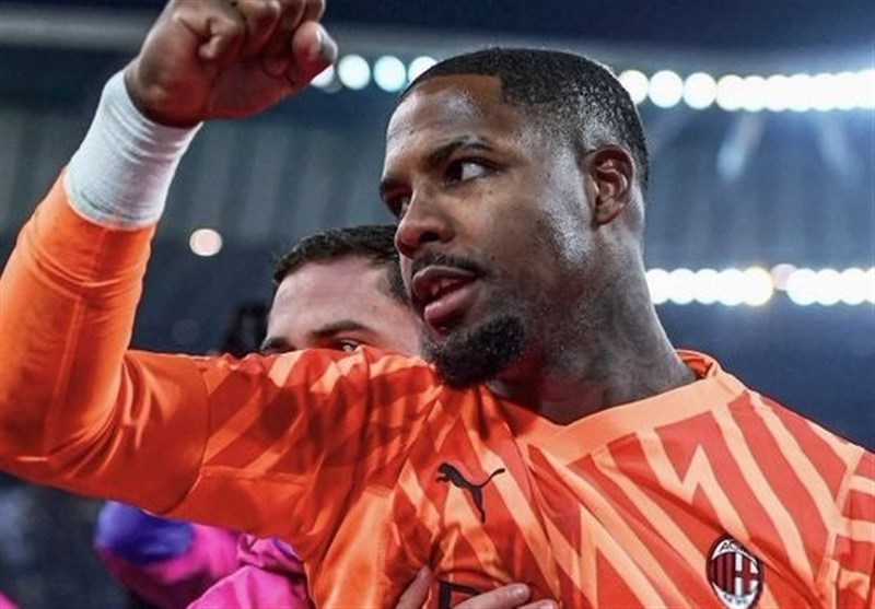 اظهارات دروازهبان میلان درباره ترک زمین به دلیل نژادپرستی + فیلم