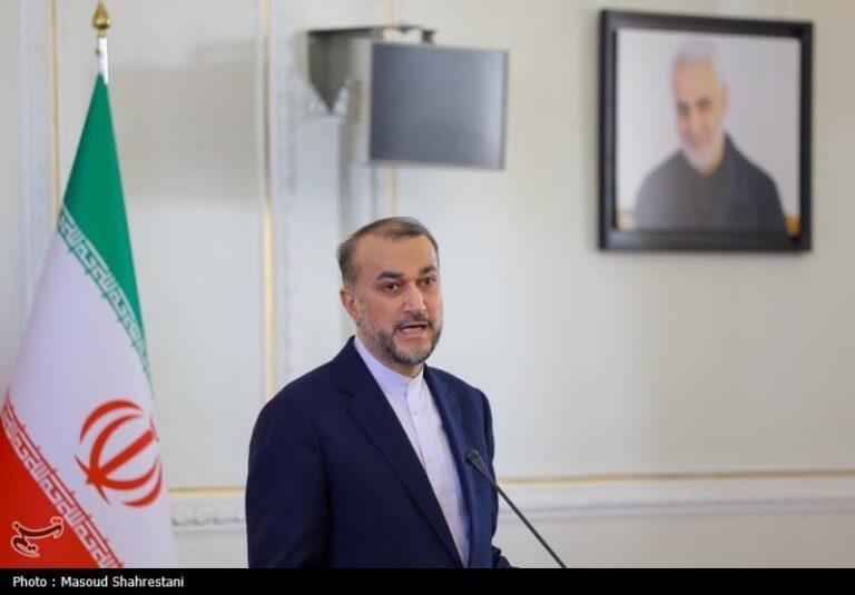 امیرعبداللهیان: مرزهای بین ایران و پاکستان به مرزهای اقتصادی و صلح و دوستی تبدیل میشود