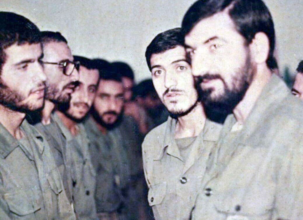 خاطرات شنیدنی همرزم شهید “زین‌الدین” به‌بهانه “مجنون”/ از شب سخت «خیبر» تا خبر شهادت