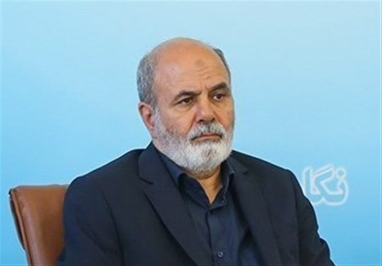 دانشگاهها عوامل قدرت تفاهم انقلاب اسلامی را ریشهیابی کنند