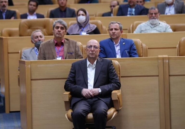 درخواست وزیر علوم از رئیس جمهور برای بسترسازی اجرای مدل دانشگاه امام حسین در آموزش عالی