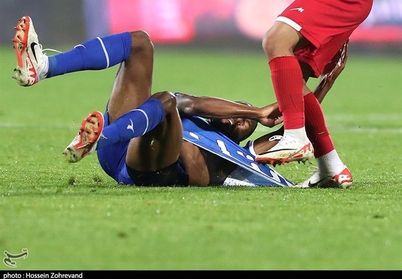 شرایط سخت هافبک استقلال؛ یامگا بار دیگر تحت عمل جراحی قرار میگیرد