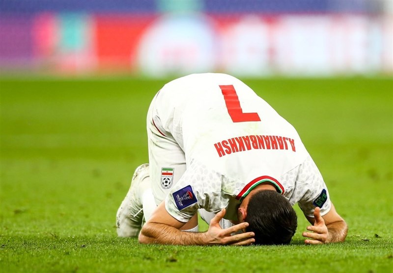 قربانی: یکسری از فوتبالیها و غیرفوتبالیها دوست ندارند تیم ملی نتیجه بگیرد/ برخی انتقادها میتواند باعث اتحاد ملیپوشان شود