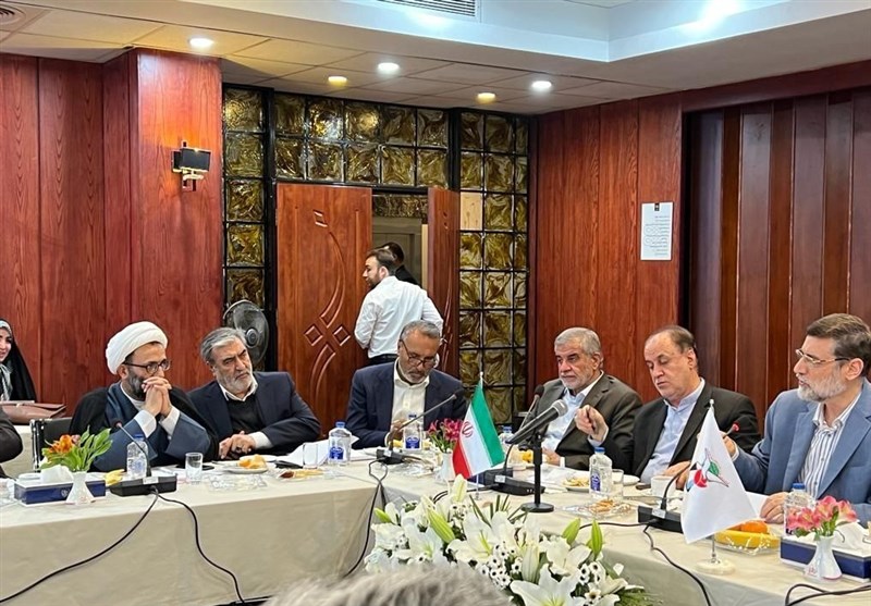 نشست مشترک کمیسیون تلفیق مجلس و بنیاد شهید برگزار شد