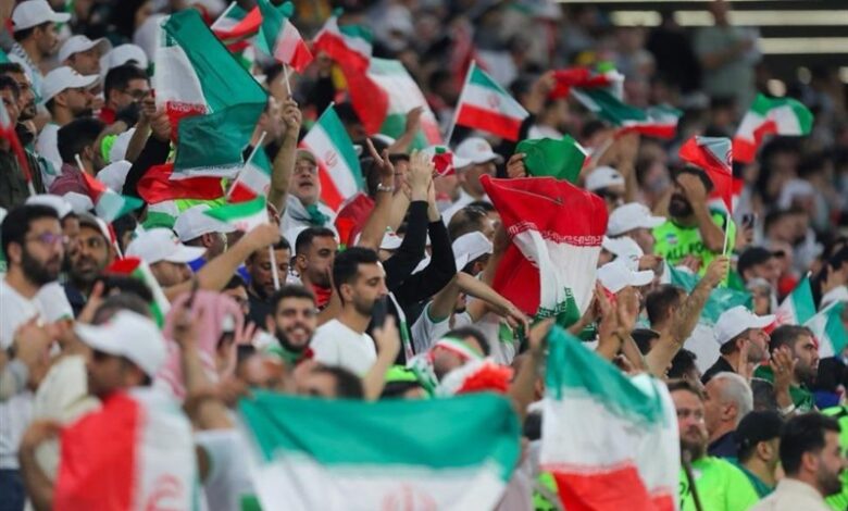 واکنش فدراسیون فوتبال به حضور تماشاگران ایرانی در قطر و دف‌نوازی بانوان