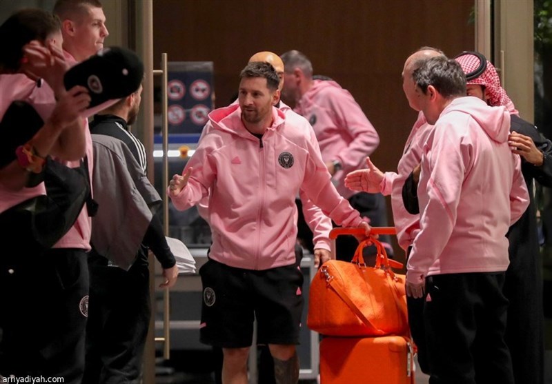 ورود مسی به عربستان برای ملاقات با رونالدو
