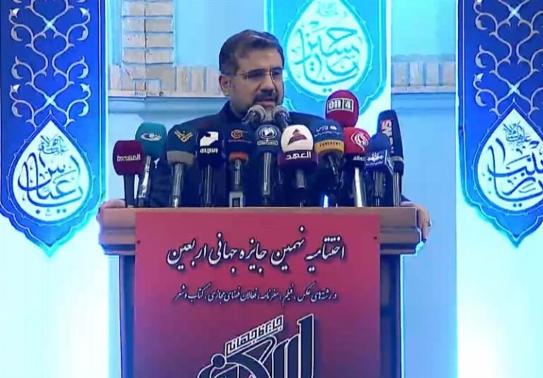 وزیر ارشاد: باید با ابزار هنر اربعین را به تجربه ماندگار تبدیل کنیم / برای جایزه اربعین فیلم سینمایی ساخته شد