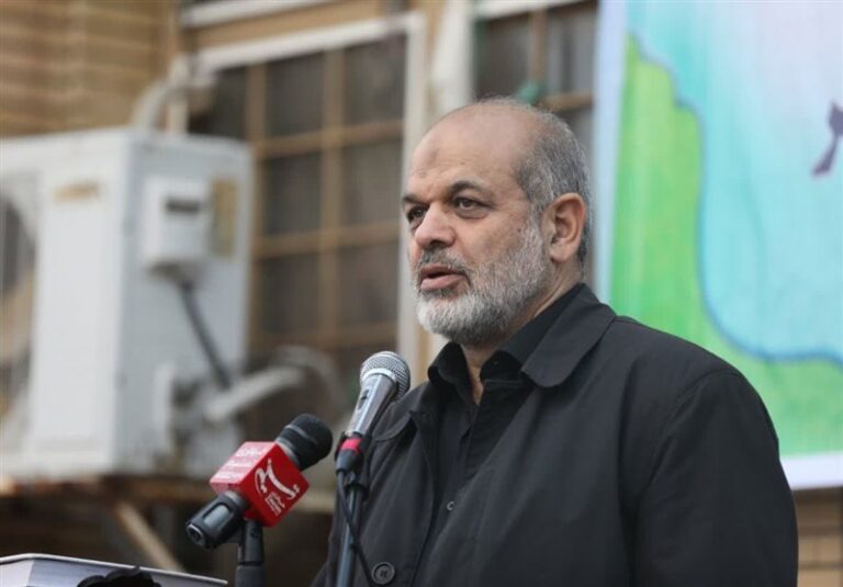 وزیر کشور: دانشگاهها باید سهم بزرگی در صحنه انتخابات داشته باشند