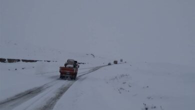 وضعیت راه‌های کشور؛ بارش برف و باران در جاده‌های ۲۲ استان/ترافیک سنگین در برخی محورها