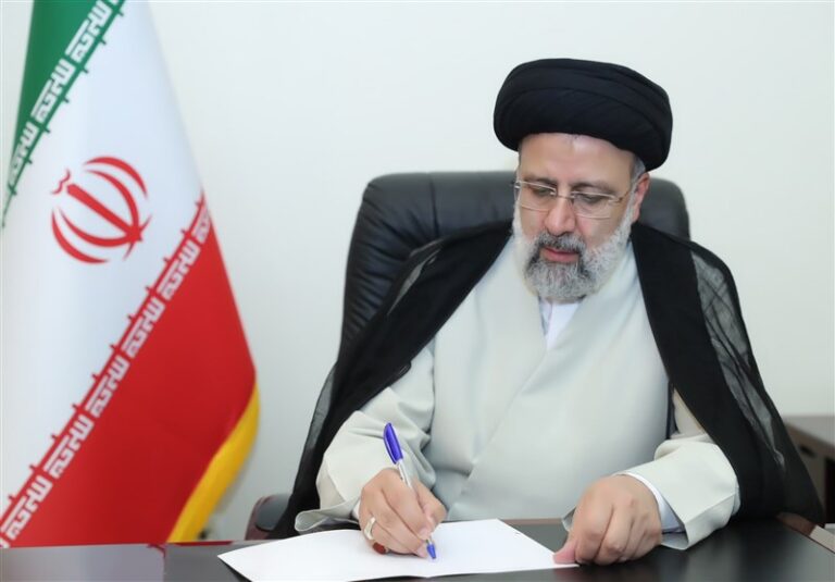 پیام تسلیت رئیس جمهور به حسین شریعتمداری